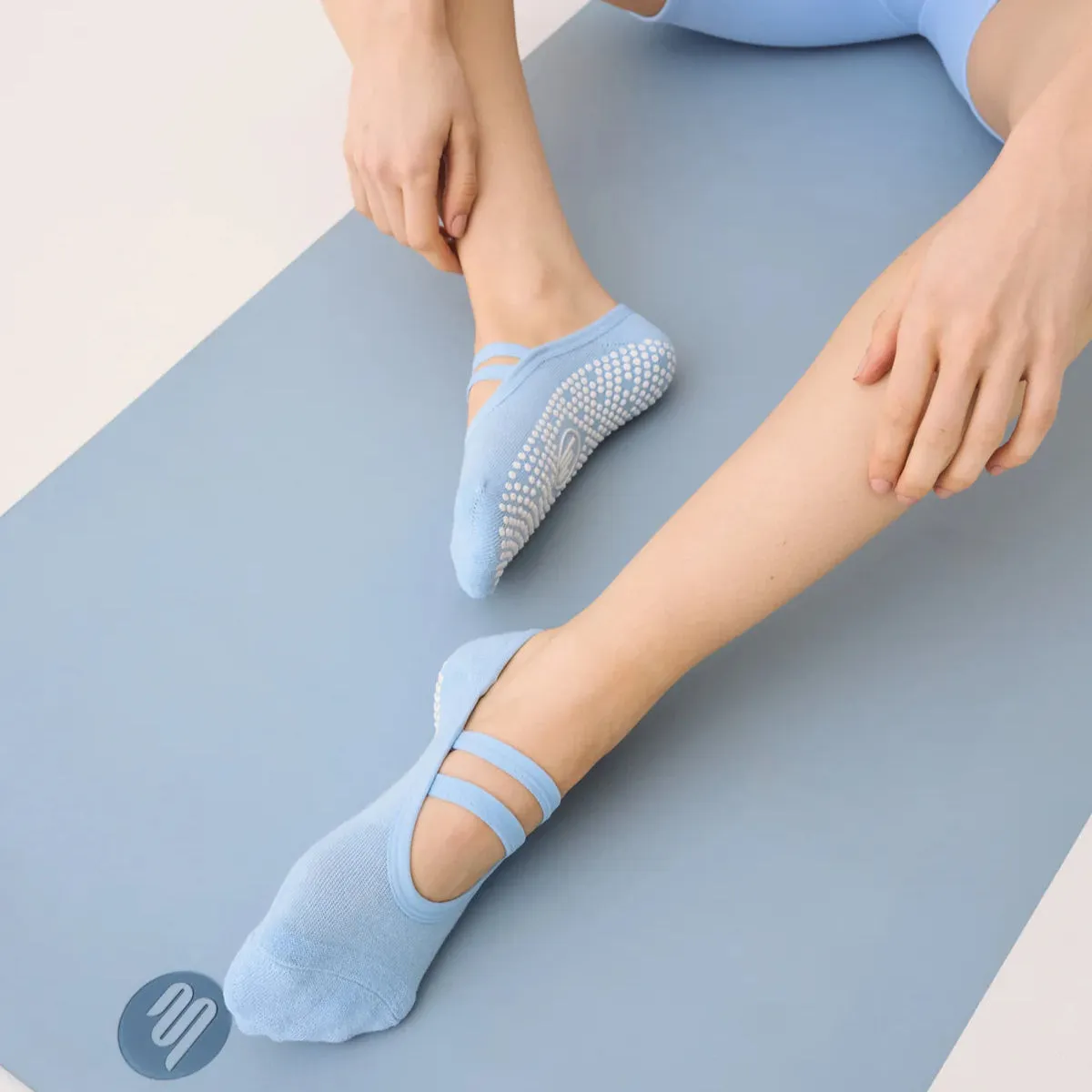 BALLET NON SLIP GRIP SOCKS - POWDER BLUE
