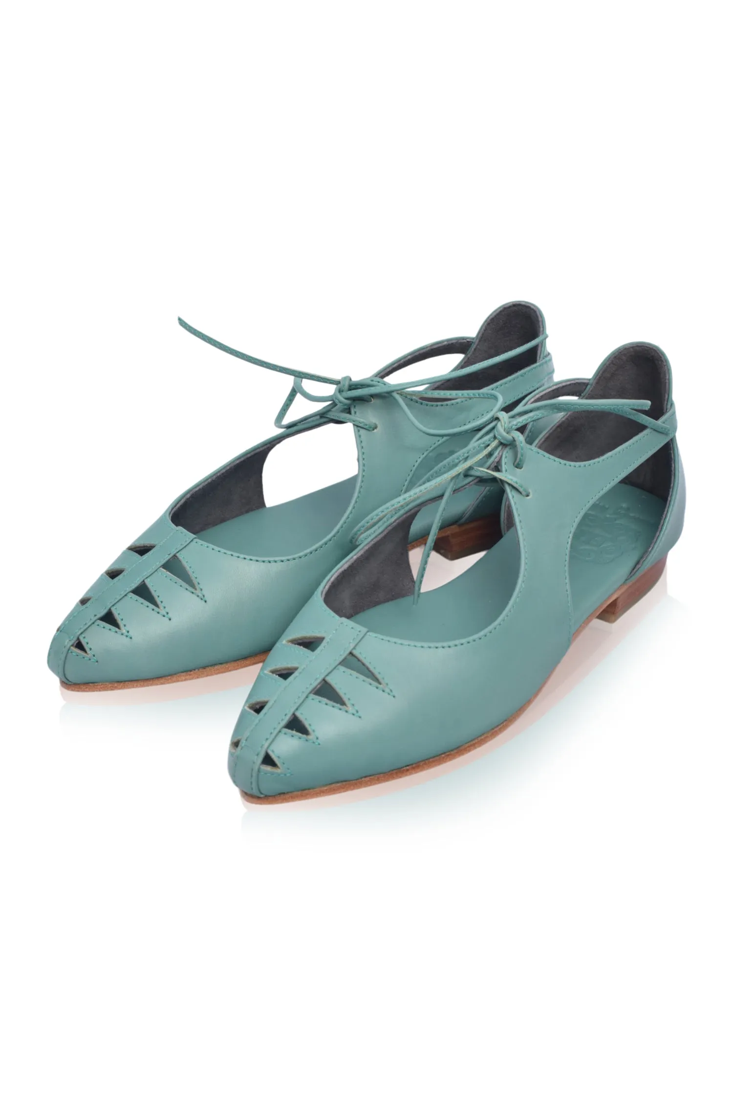 Eden Pointy Toe Ballet Flats in Olive Green