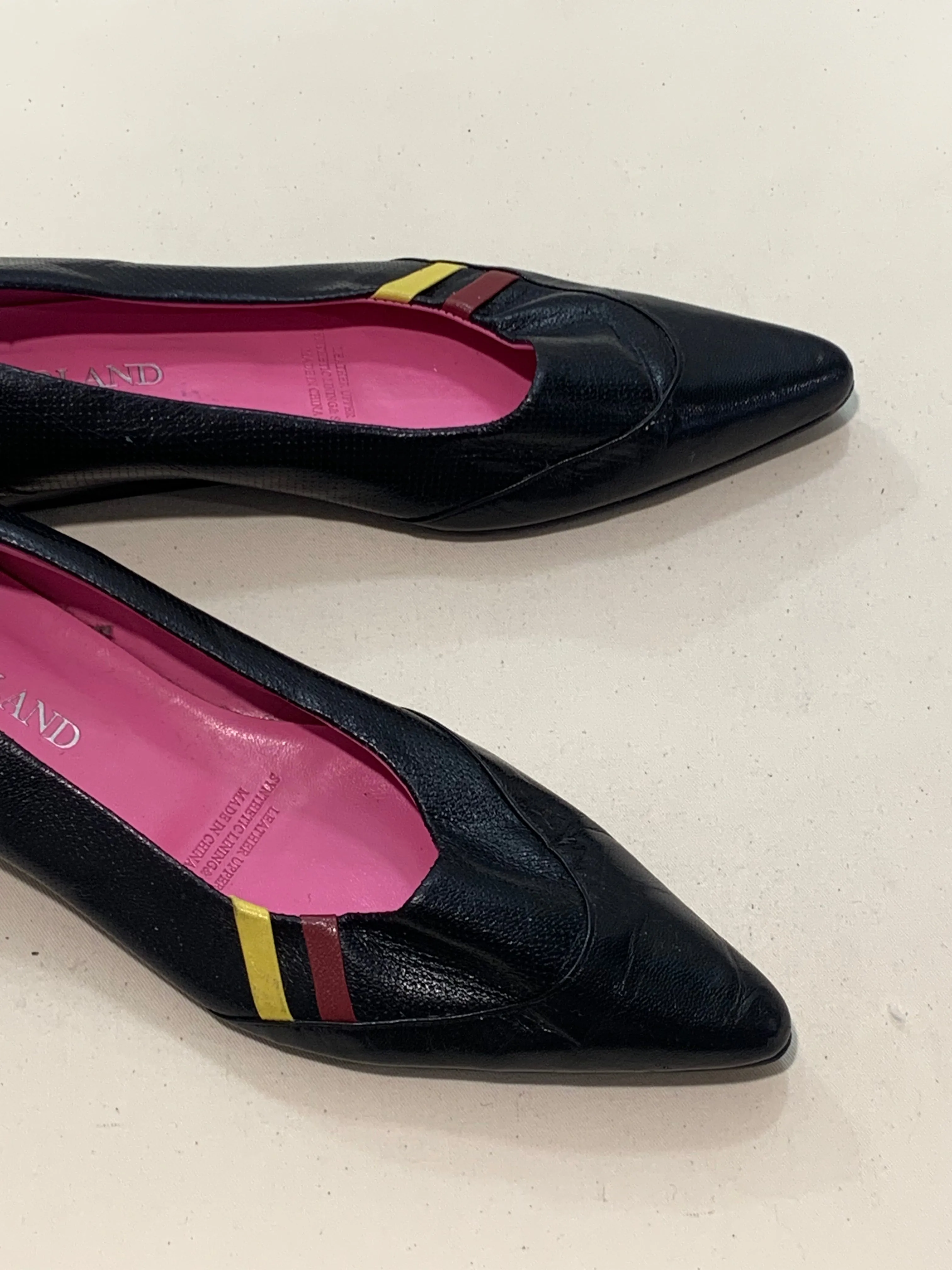 Leather flats with sporty stripes, 40