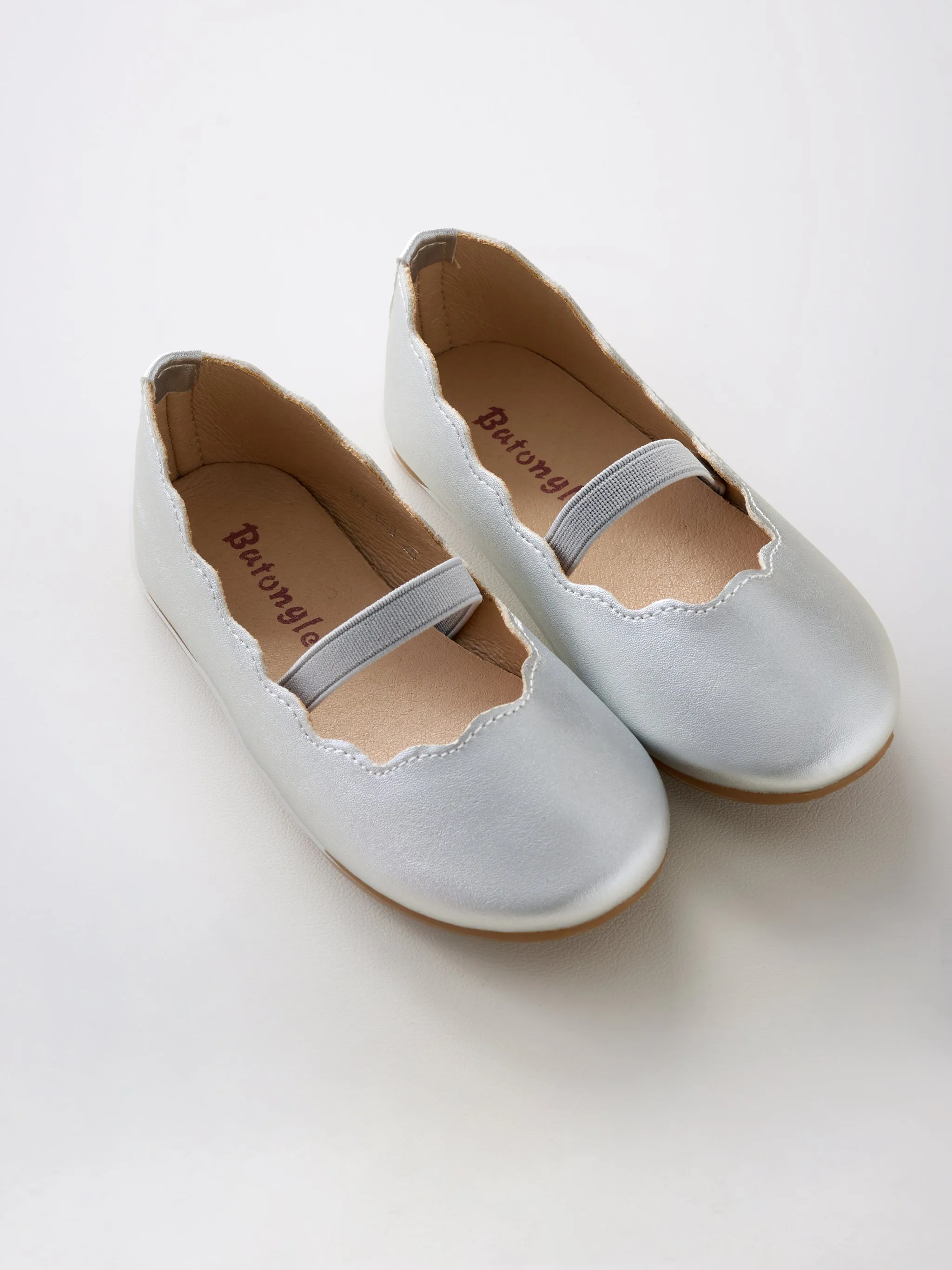 LEATHER FLATS