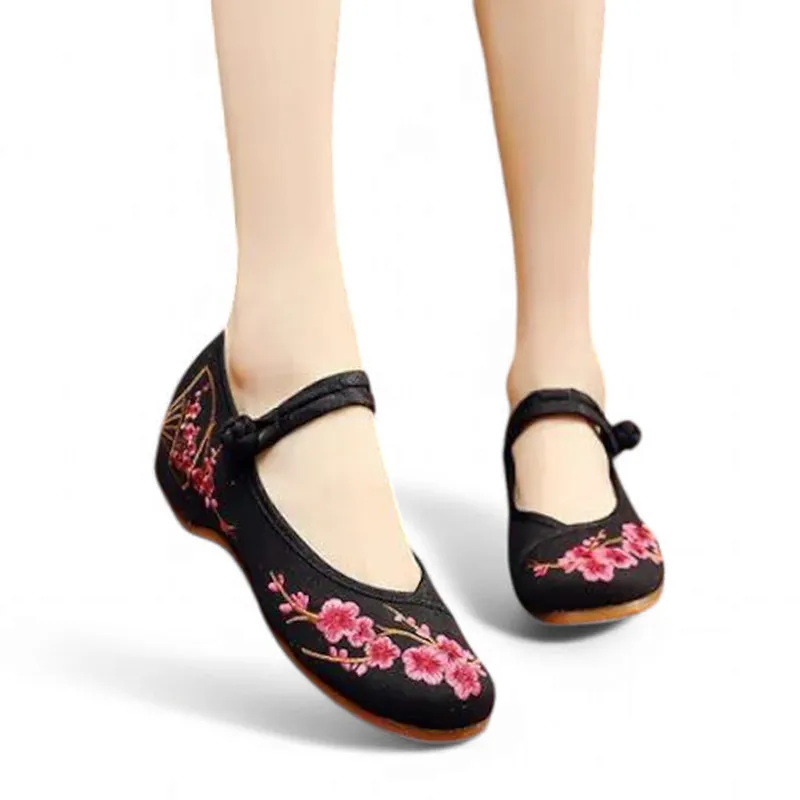 Merendy Arrosa Handmade Embroidered Canvas Mary Jane Ballet Flats