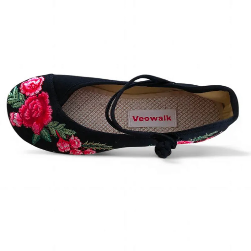 Merendy Arrosa Handmade Embroidered Canvas Mary Jane Ballet Flats