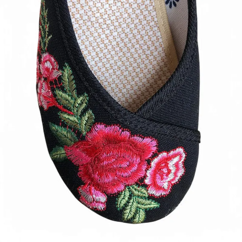 Merendy Arrosa Handmade Embroidered Canvas Mary Jane Ballet Flats