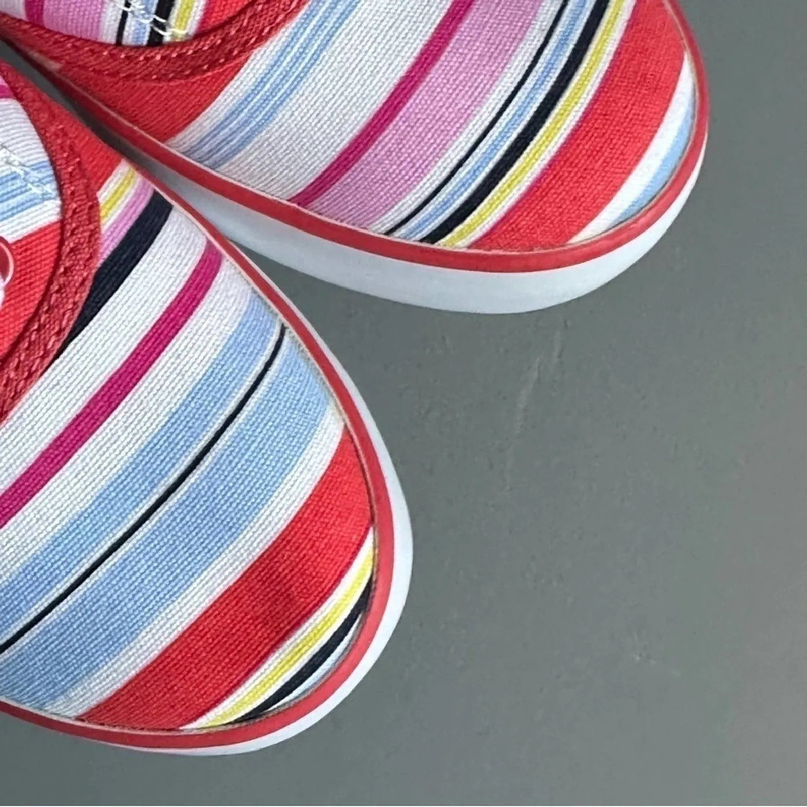 PanacheProse Gymboree Little Girl’s Size 1 Floral Canvas Shoes Tennis Flat Sneakers Brand New