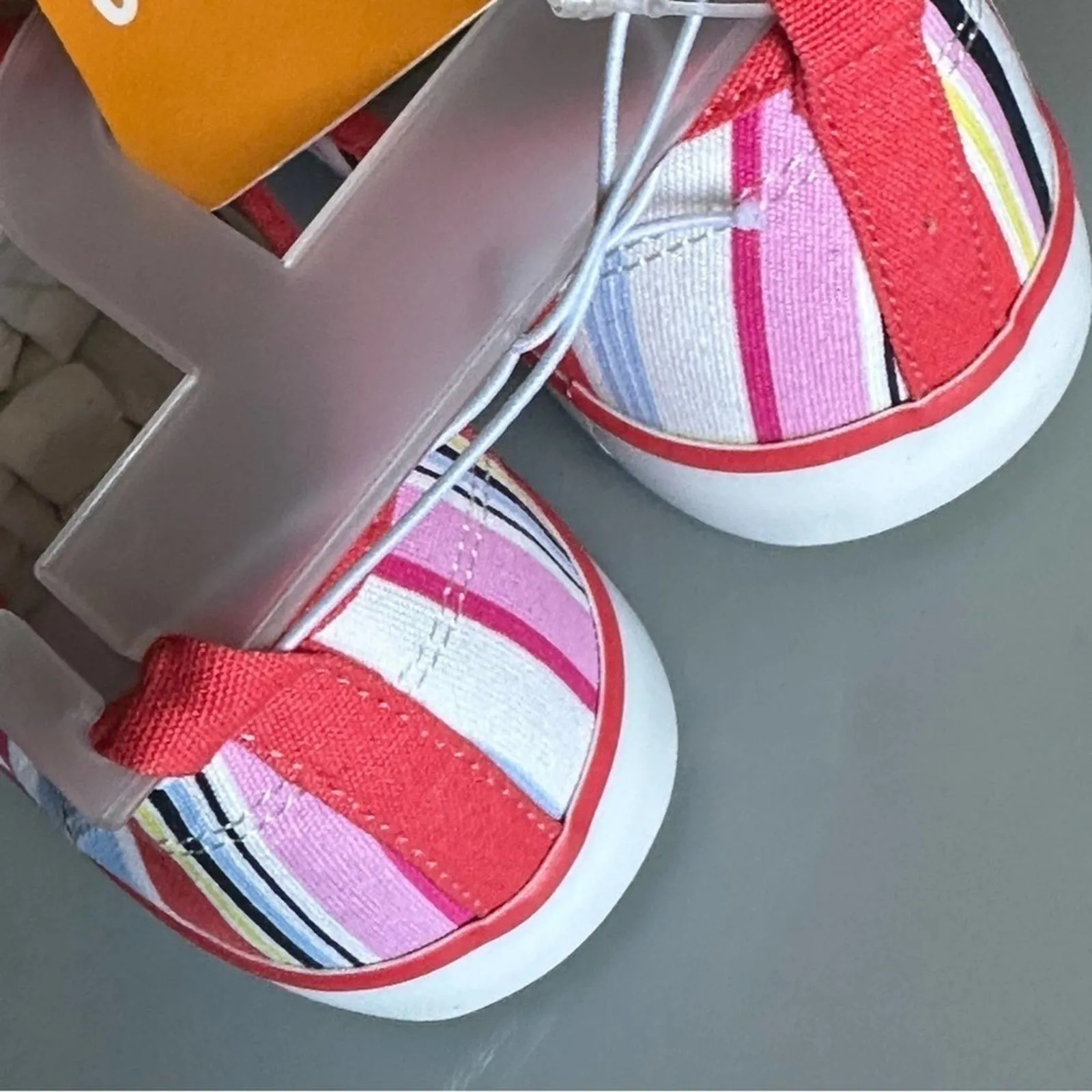 PanacheProse Gymboree Little Girl’s Size 1 Floral Canvas Shoes Tennis Flat Sneakers Brand New