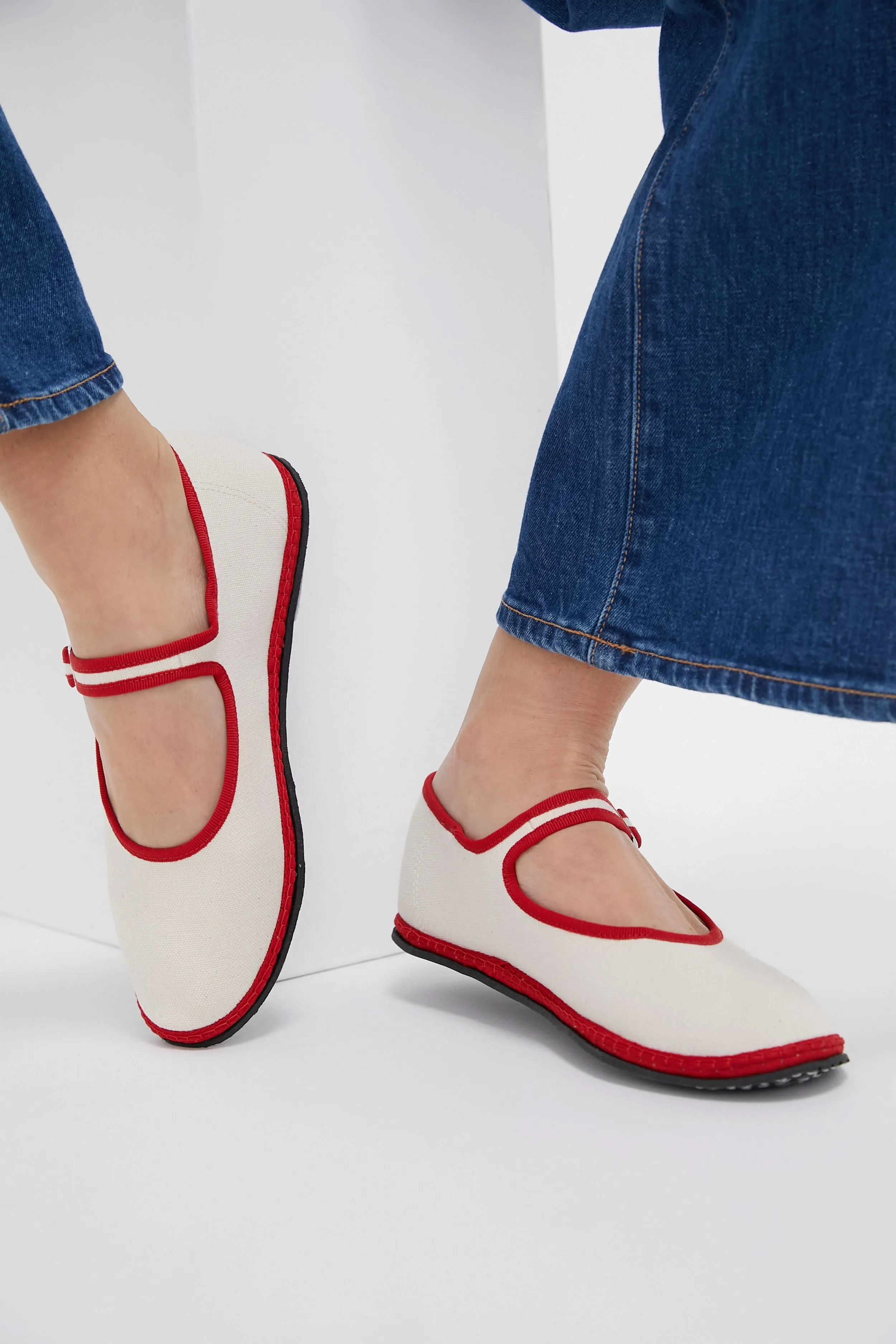 Paraggi Mary Jane Flats