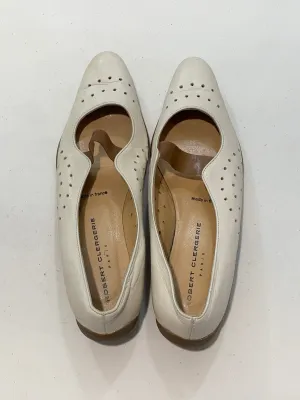 Perforated leather flats, 37.5