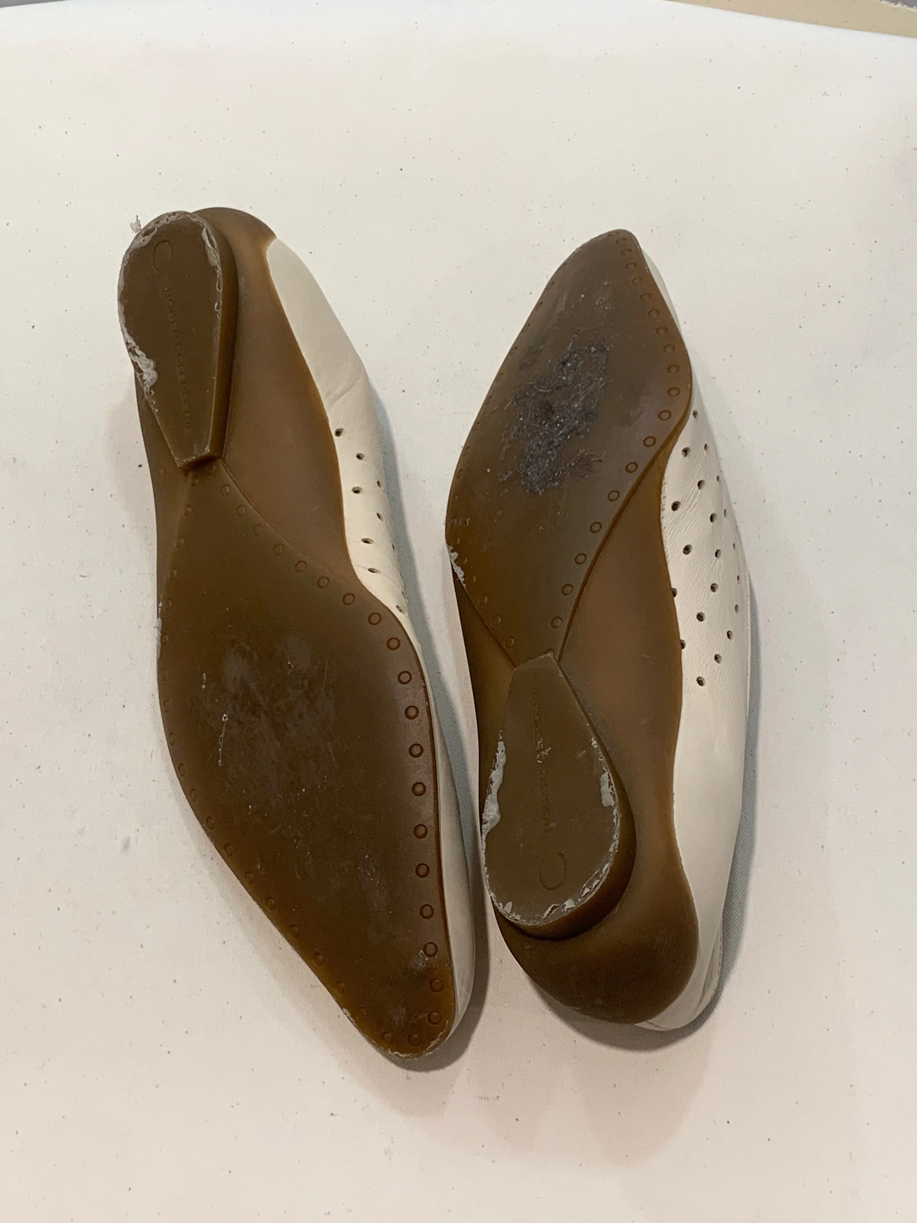 Perforated leather flats, 37.5