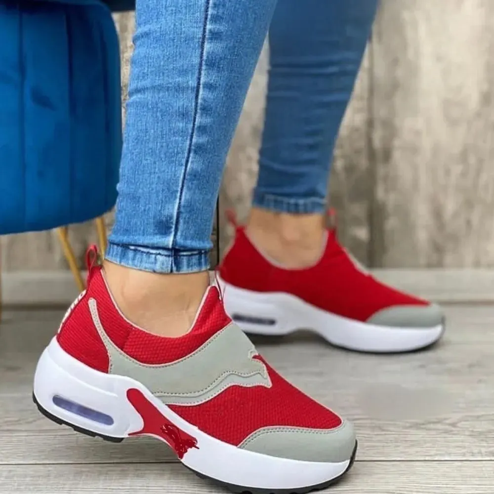 Round Toe Slip-On Mesh Athletic