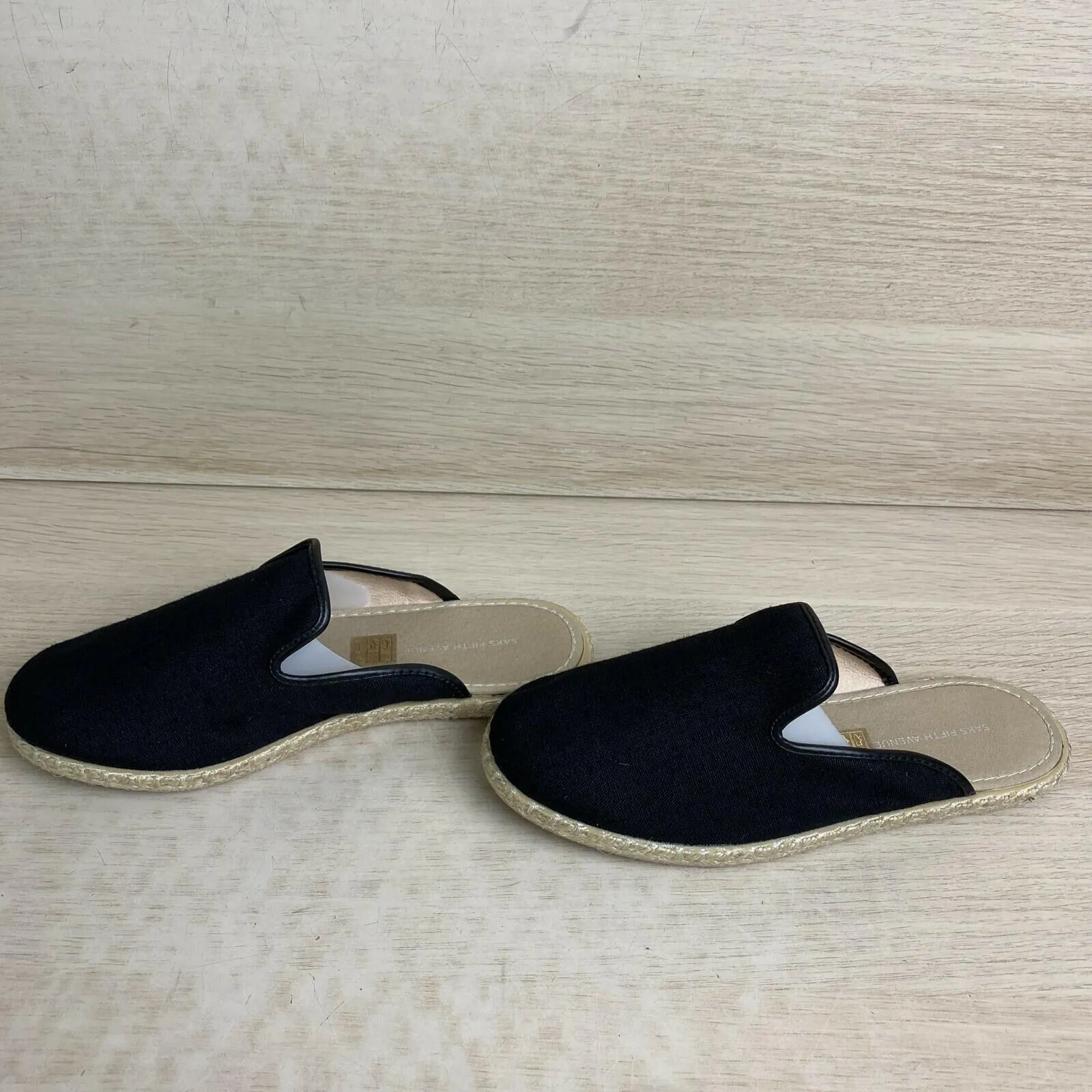 Saks Fifth Avenue Black Canvas Round Toe Slip On Espadrille Mule Flats Womens 36 - Very Good