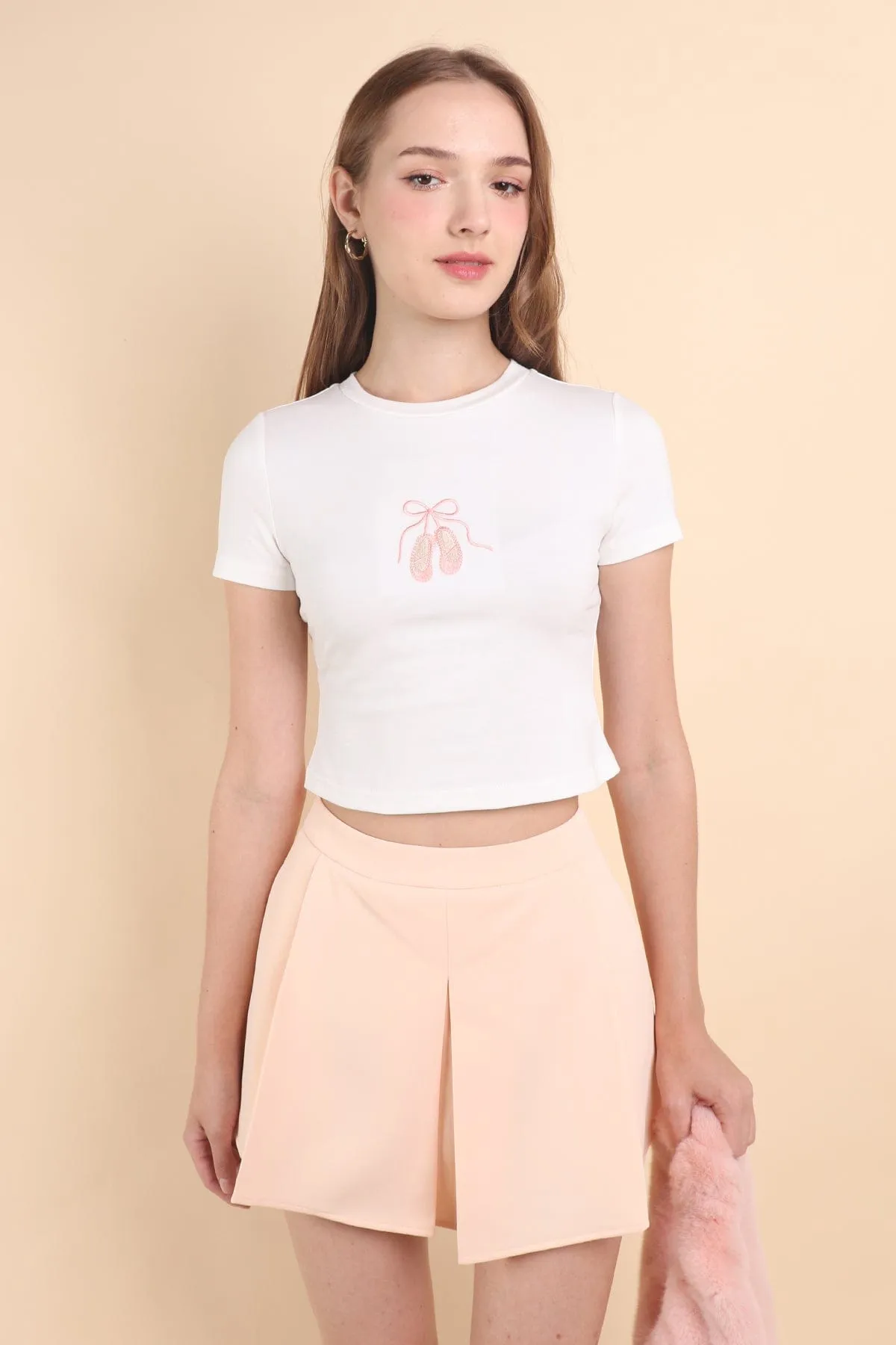 SECOND CHANCE** BALLERINA BOW TEE IN WHITE