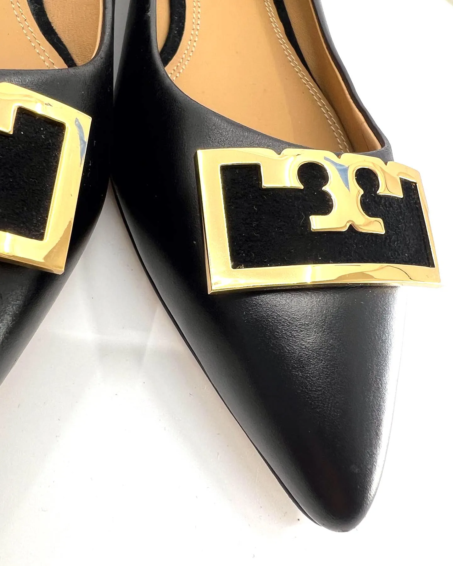TORY BURCH GIGI CALFSKIN LEATHER AND SUEDE POINTED TOE SHOES