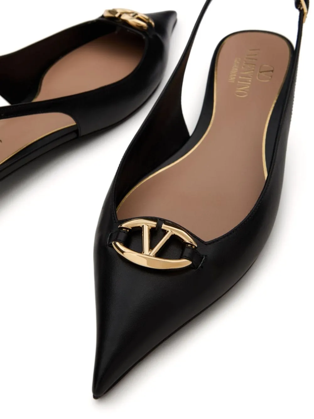 Vlogo bold leather ballets